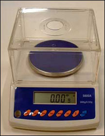 Laboratorijska tehtnica WaS600A